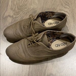 Oxford shoes - Sz  6.5